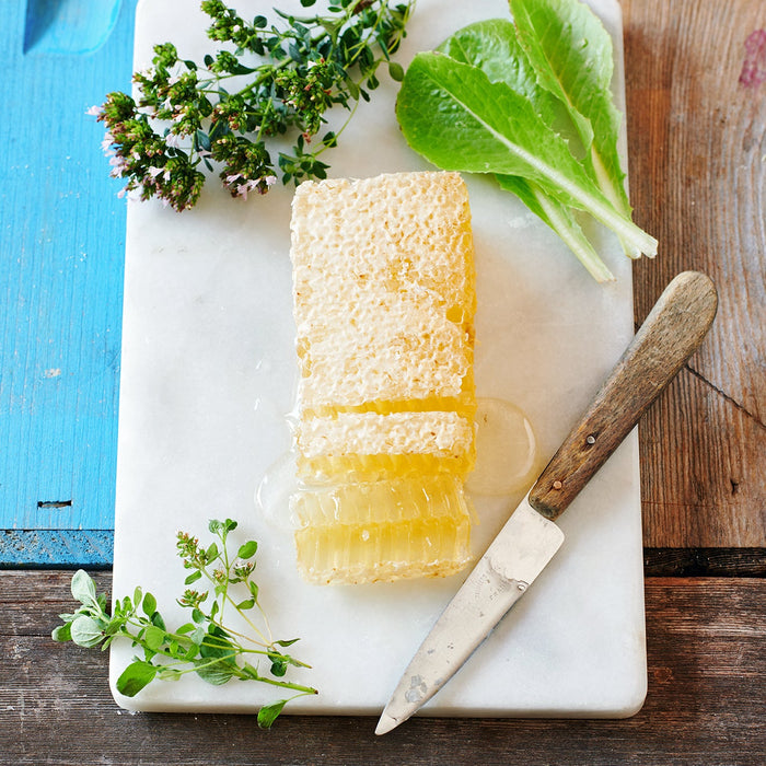 BRITISH SUMMER HONEYCOMB, Full Frame
