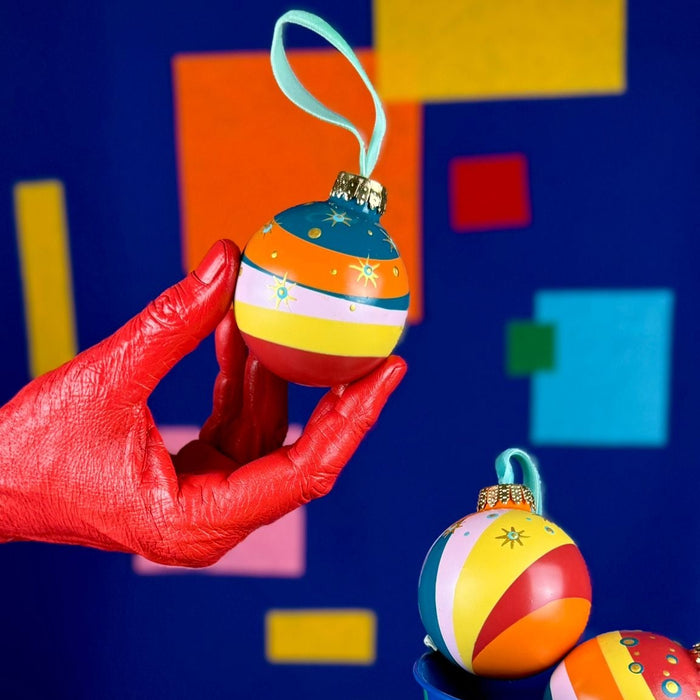 BEEHIVE BAUBLE HONEY HAMPER